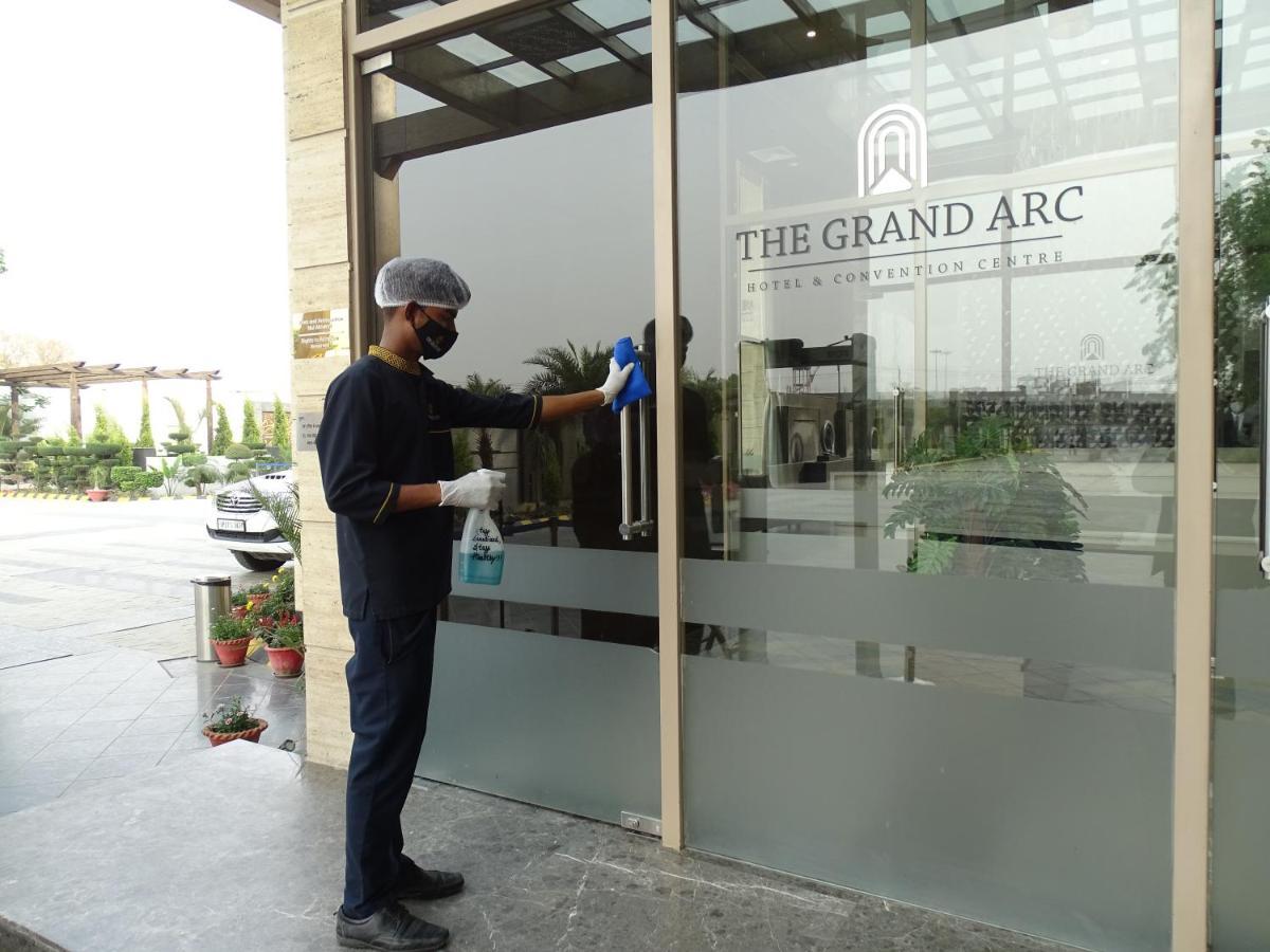 The Grand Arc Hotel & Convention Centre Shahjahanpur Ngoại thất bức ảnh