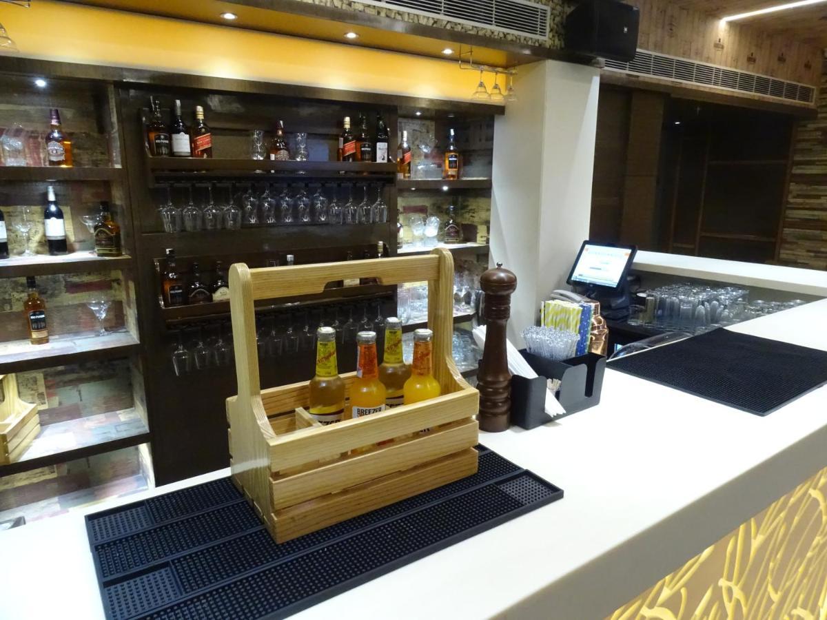 The Grand Arc Hotel & Convention Centre Shahjahanpur Ngoại thất bức ảnh